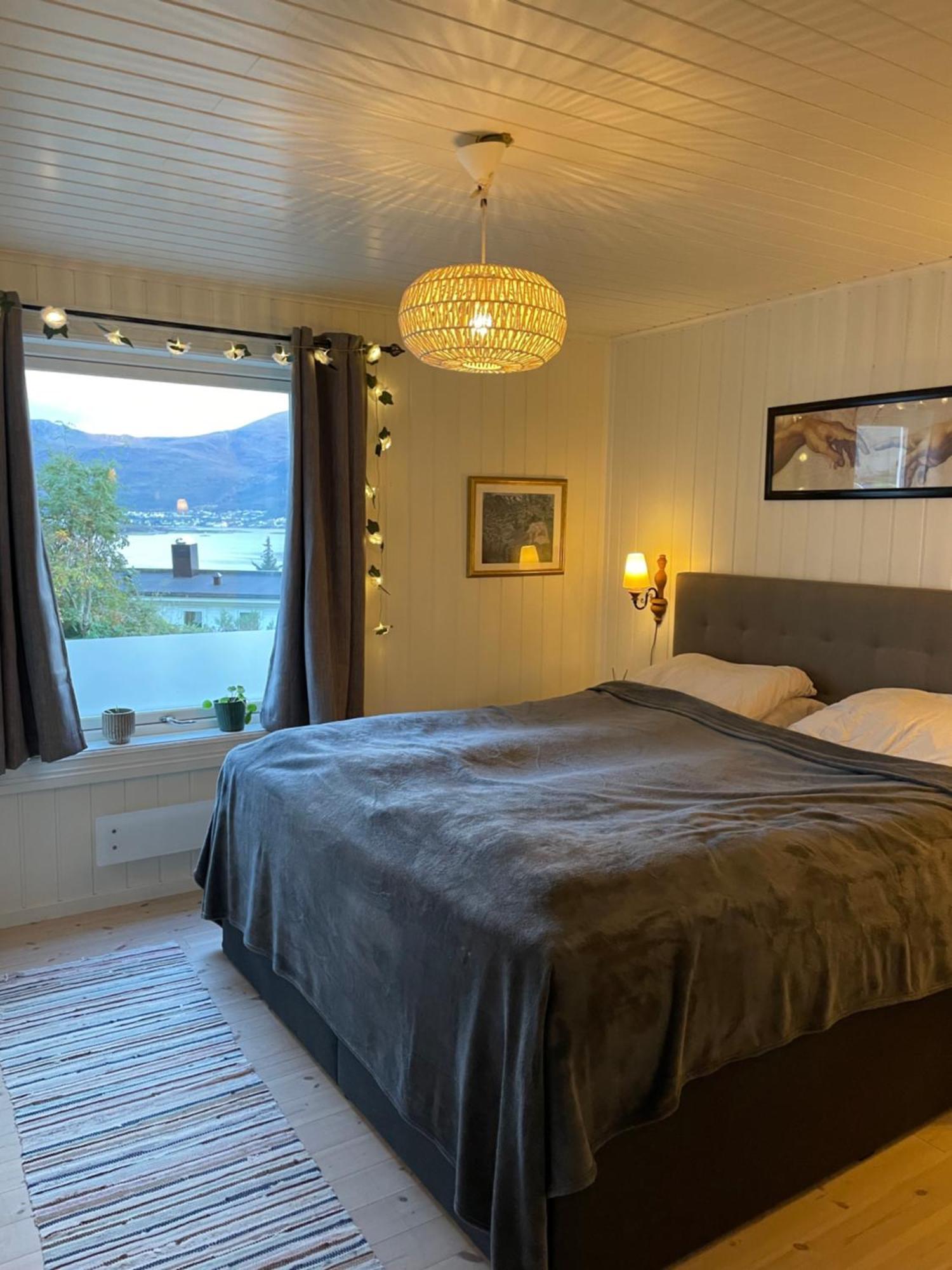 Koselig Leilighet I Sentrum Ålesund Zewnętrze zdjęcie